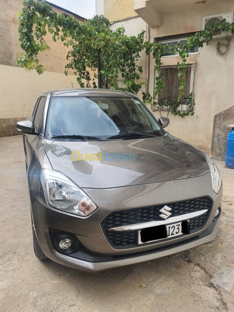 Suzuki Swift 2023 Glx