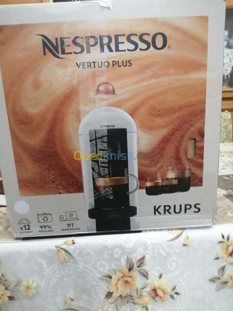 MACHINE A CAFÉ A CAPSULE NESPRESSO VERTUO KRUPS