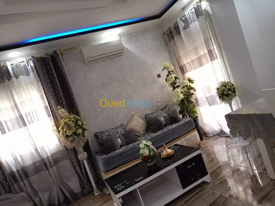 Location Appartement F4 Alger Bordj el bahri