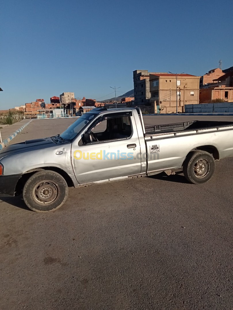 Nissan Hardbody 2011 Ip300