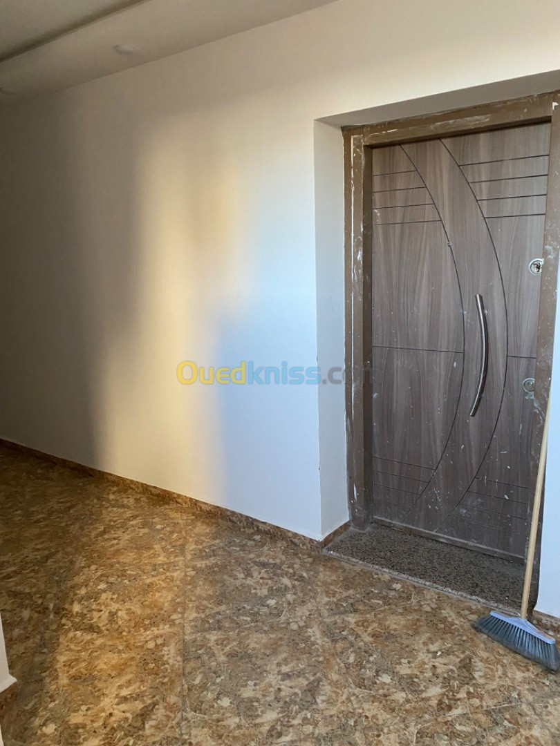 Vente Appartement F4 Alger Bordj el bahri