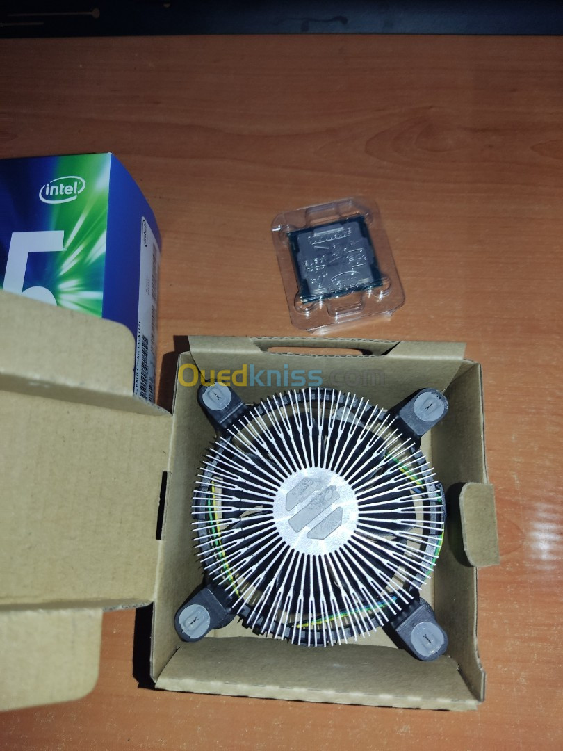 intel i5 7500 + Asrock b150 pro4 /3.1