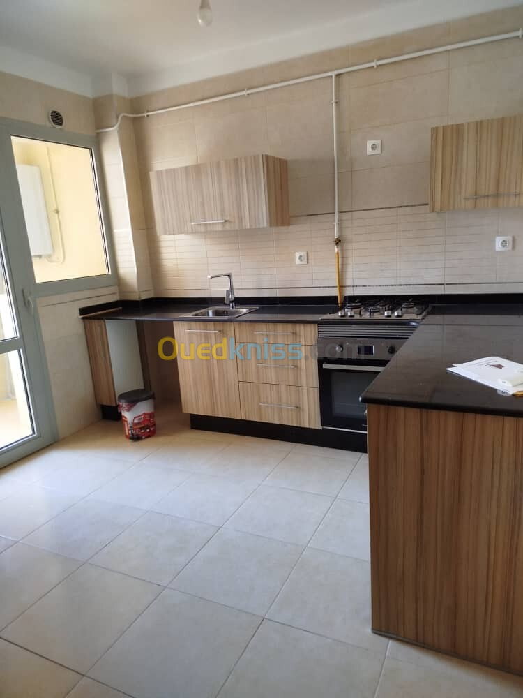 Location Appartement F3 Alger Birkhadem