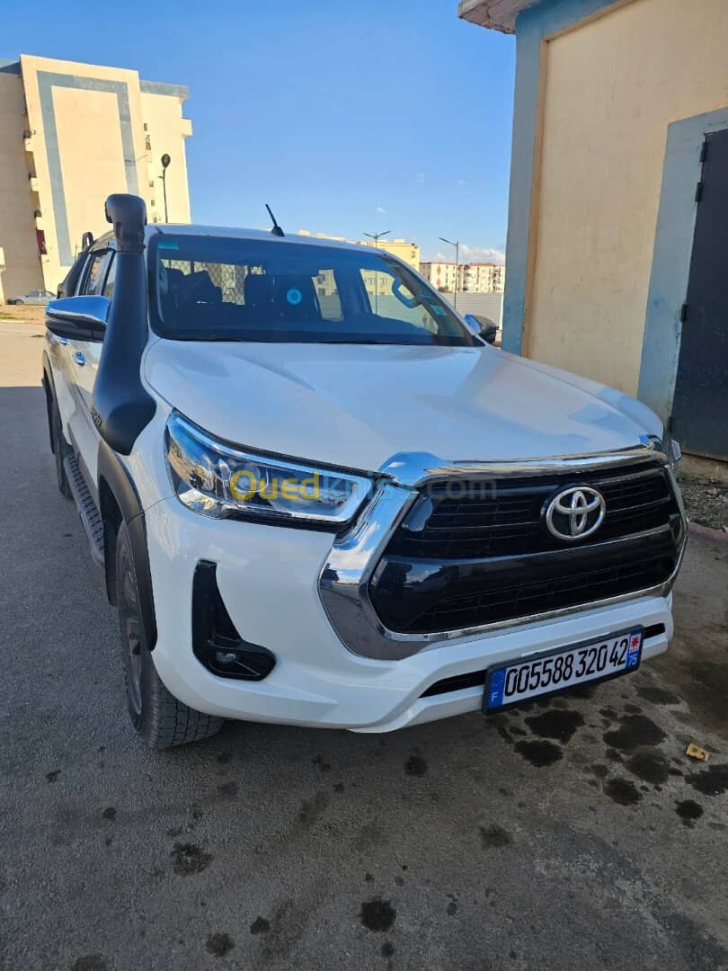 Toyota Hilux 2020 LEGEND DC 4x4