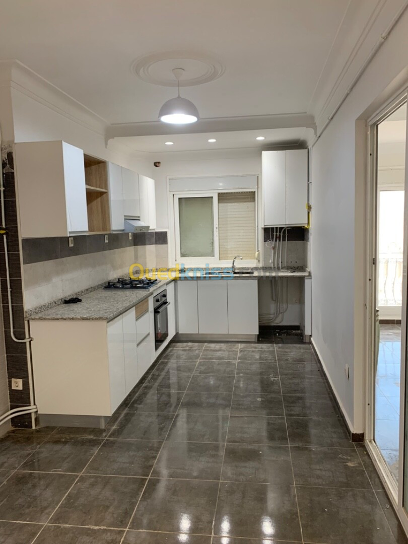 Location Appartement F4 Alger Said hamdine