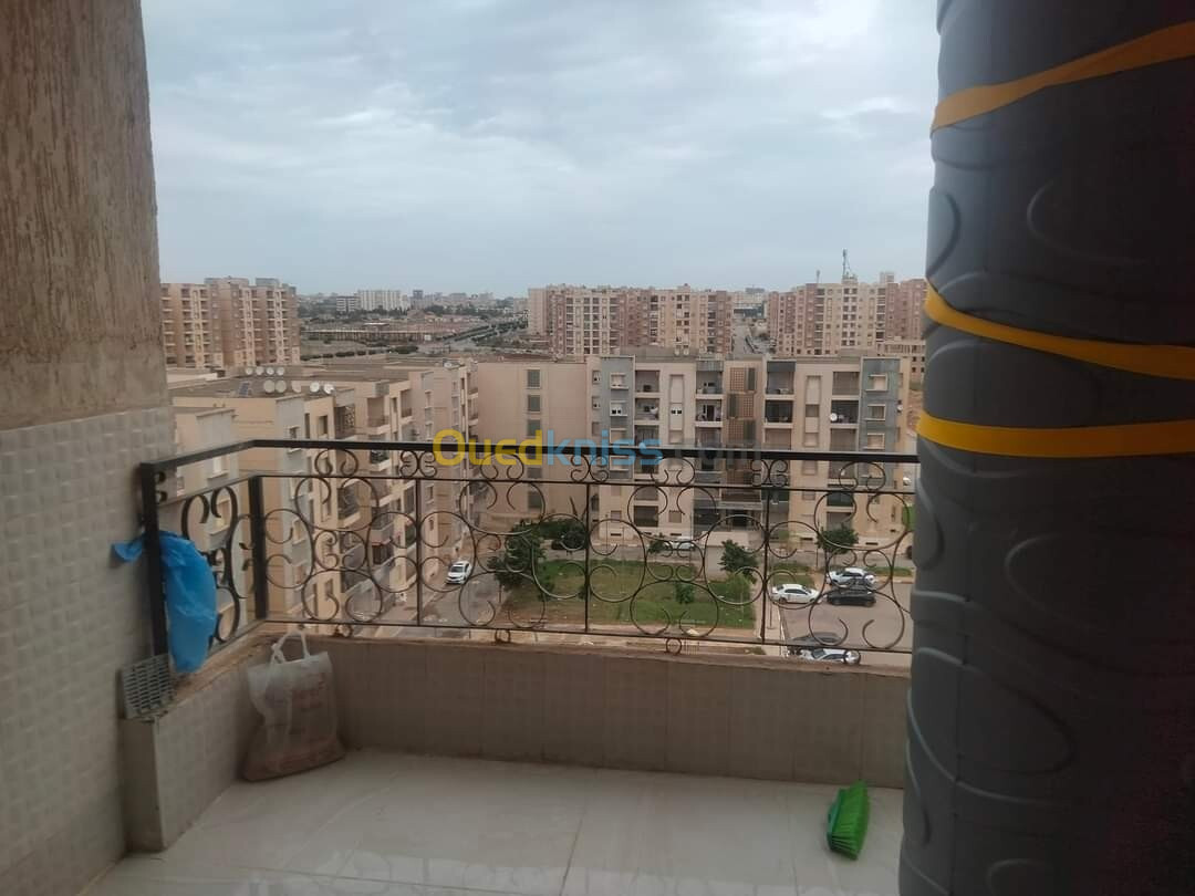 Location Appartement F4 Oran Sidi chami