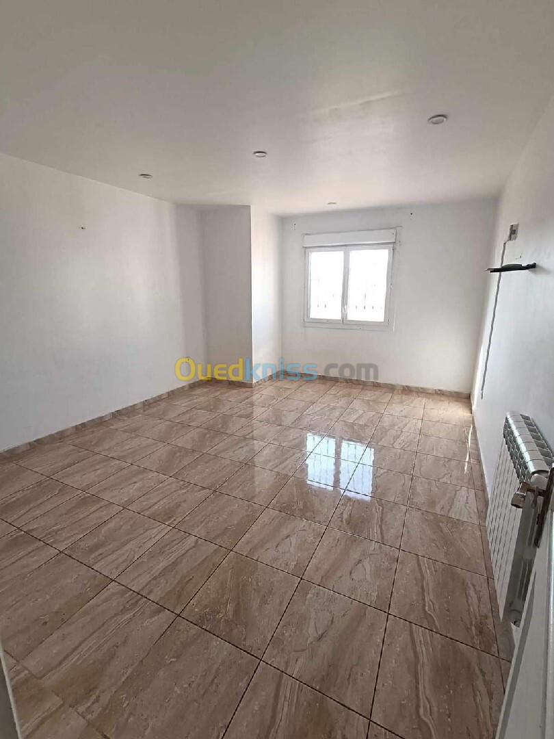 Location Appartement F3 Oran Bir el djir