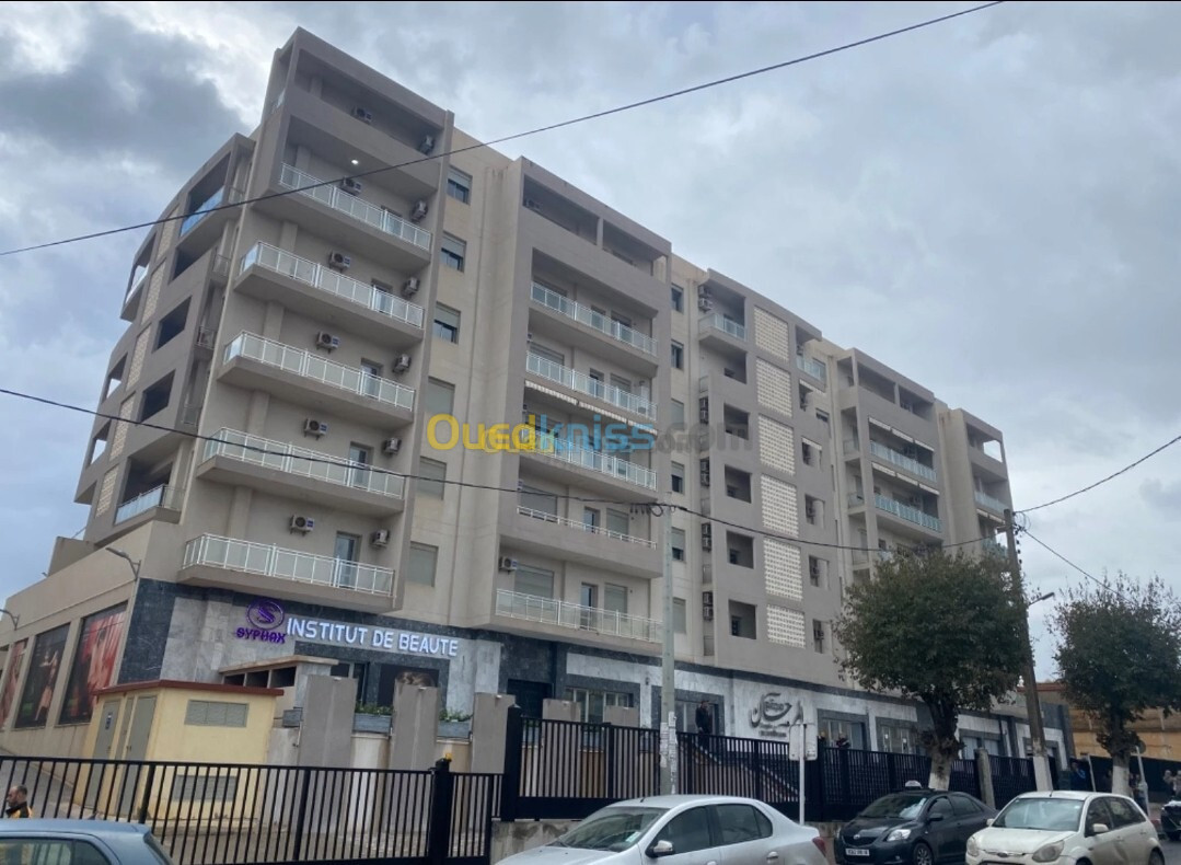 Location Appartement F4 Alger Staoueli