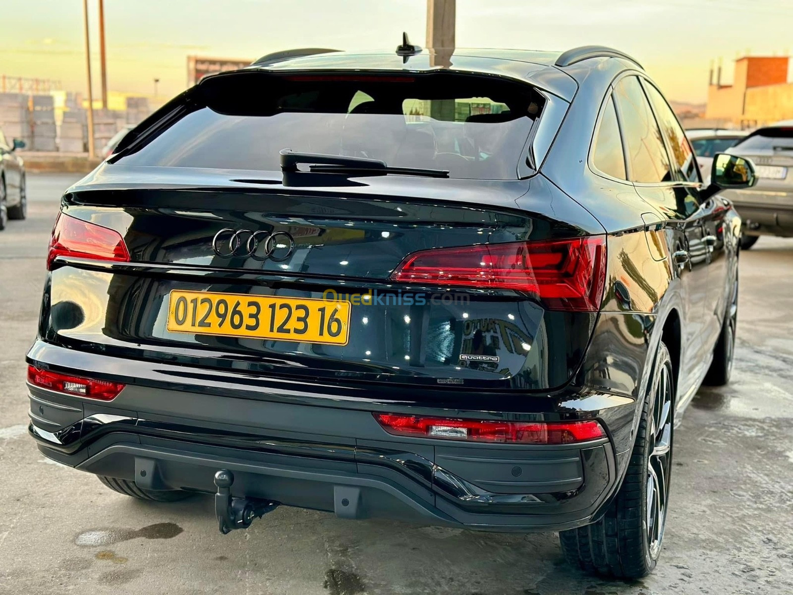 Audi Q5 2023 Back noir