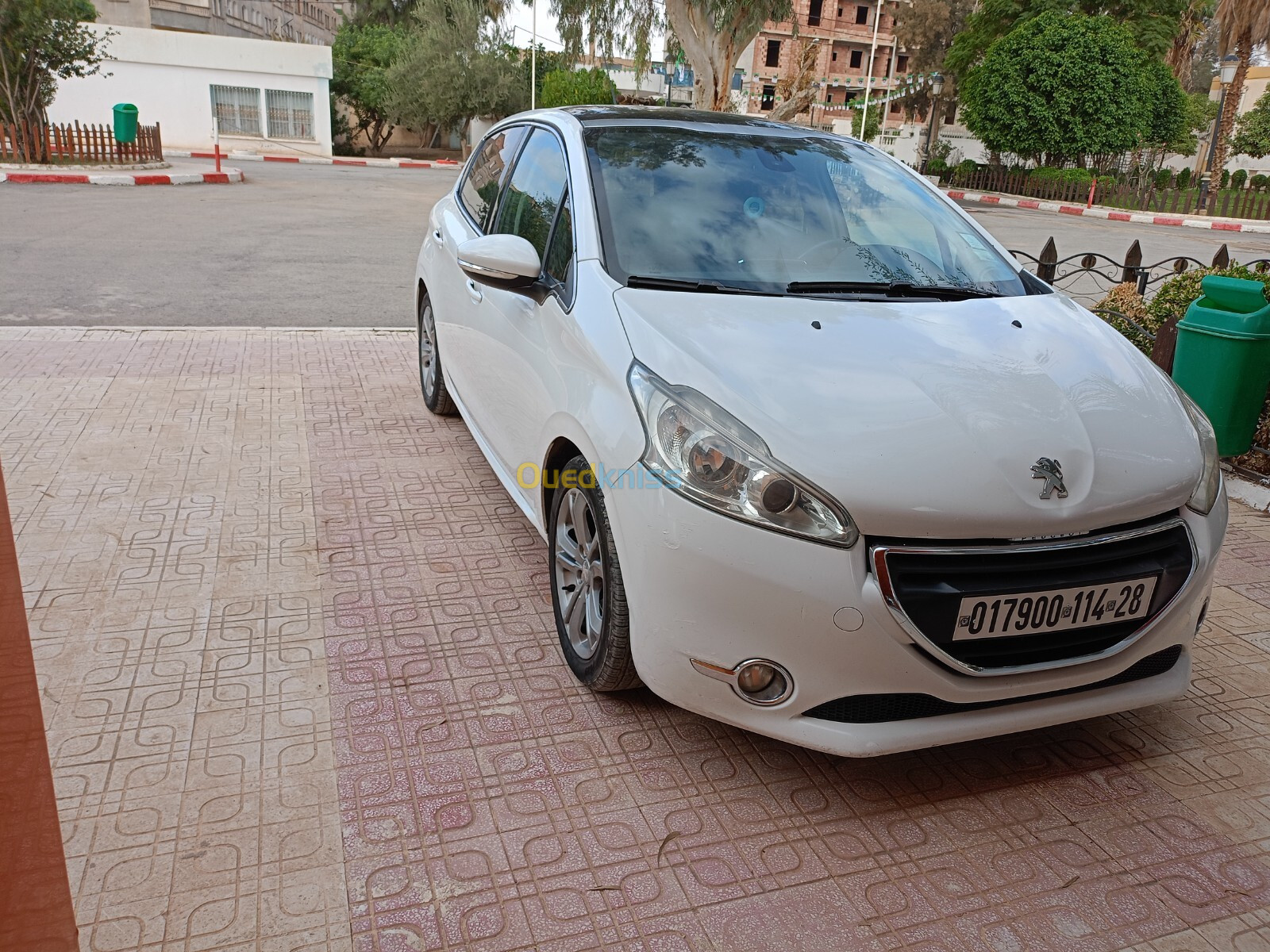 Peugeot 208 2014 Allure