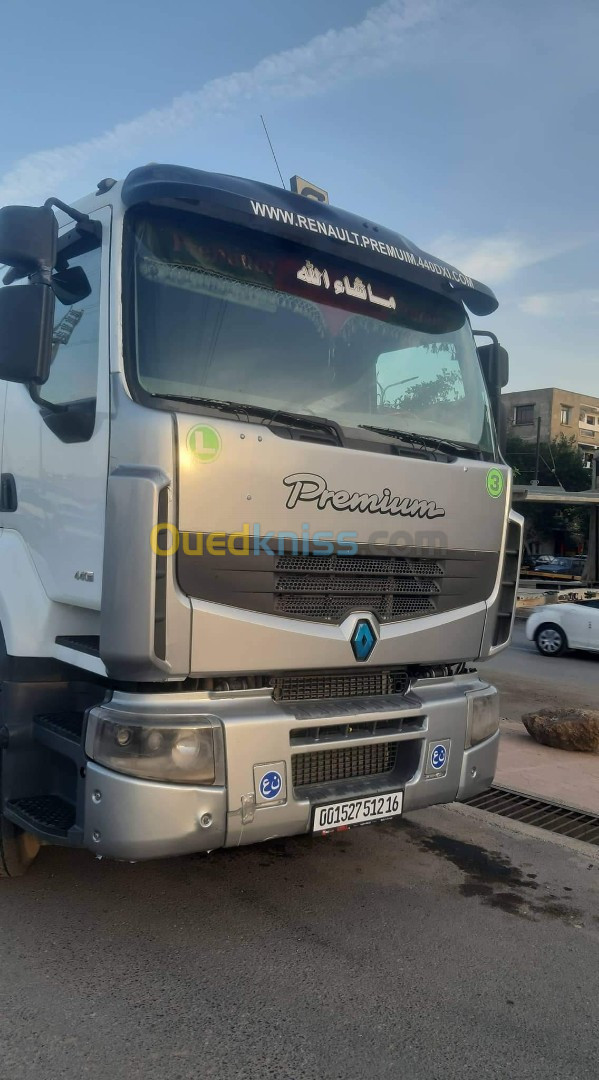 Renault Premium 2012