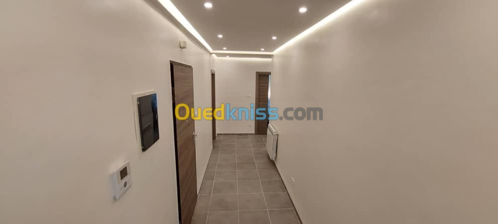 Location Appartement F4 Alger Hydra