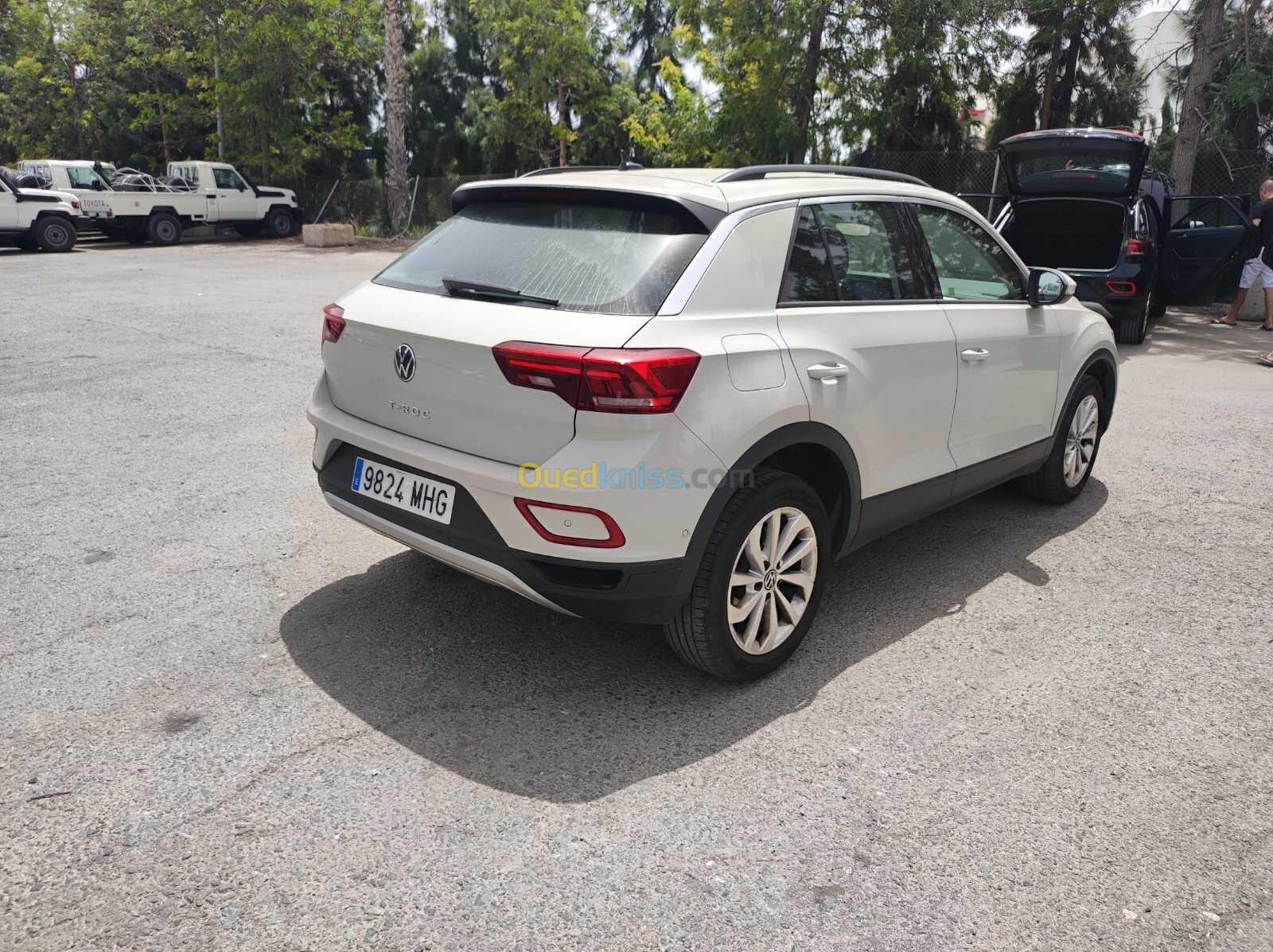 Volkswagen T-Roc 2023 