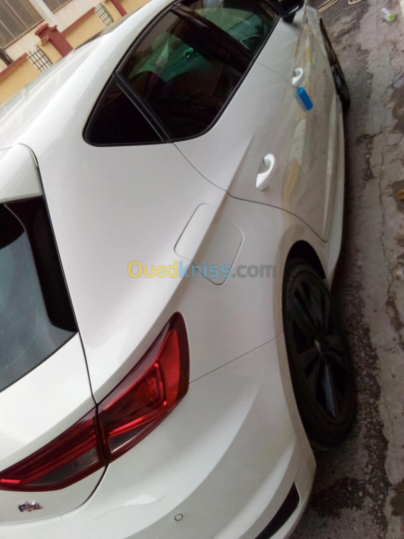 Seat Leon 2015 LINEA R+