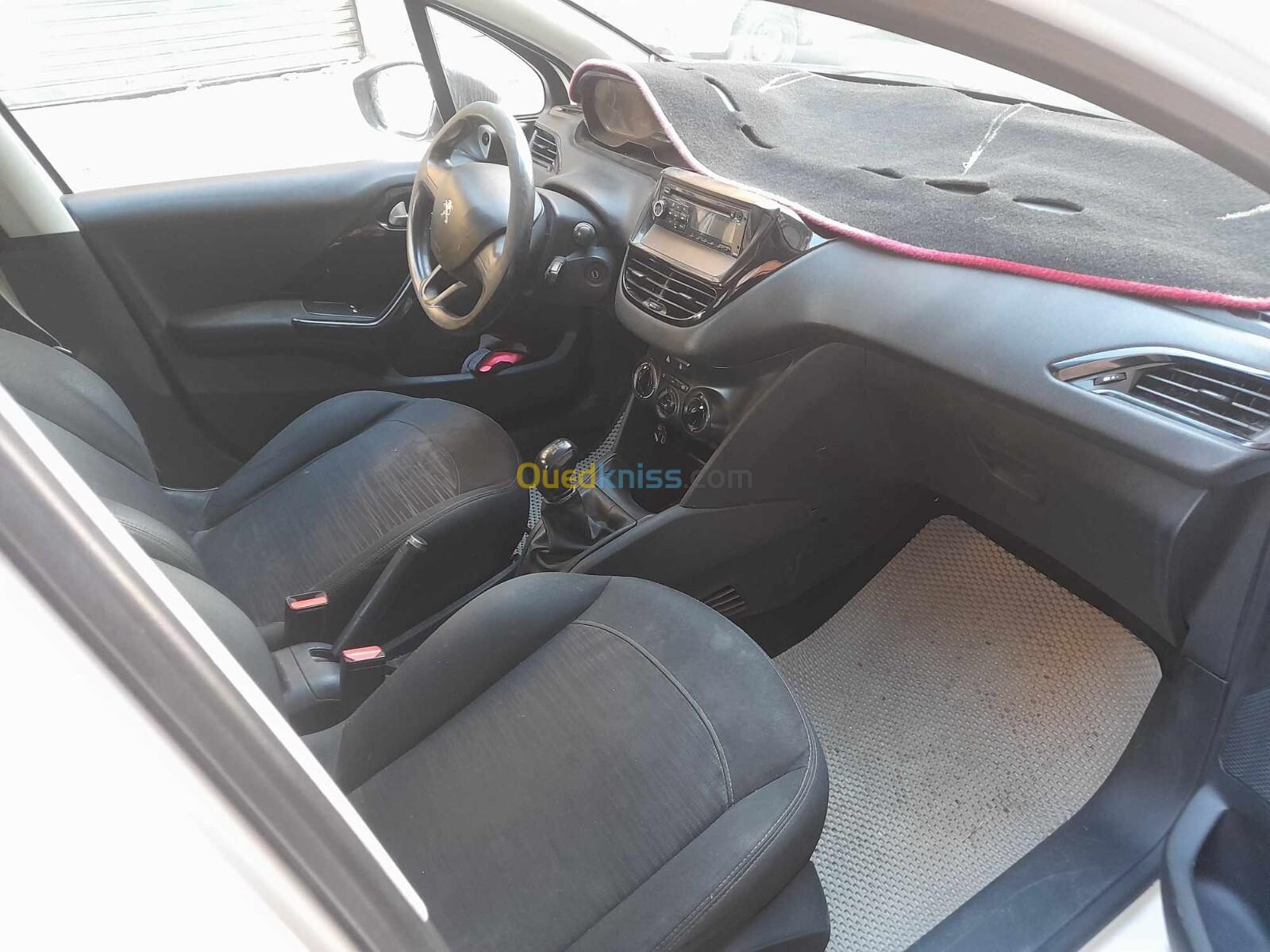 Peugeot 208 2013 208