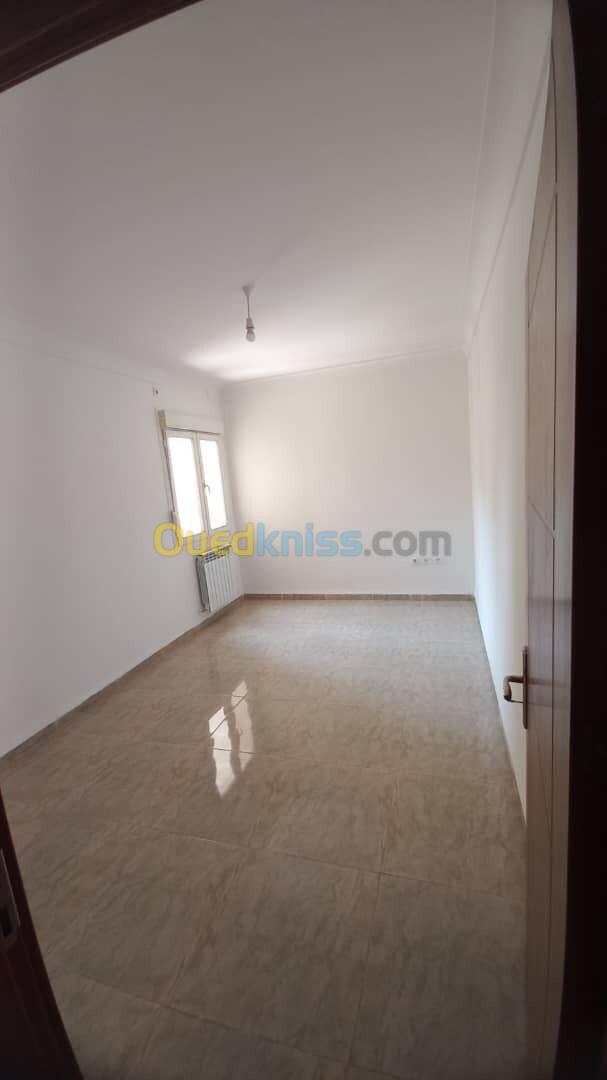 Location Appartement F5 Alger Mahelma