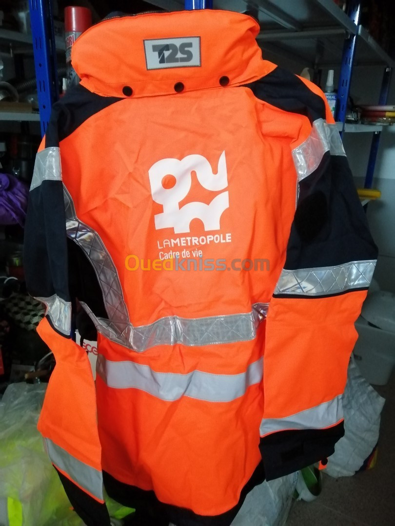 Veste de travail imperméable doubler originale venu de France 