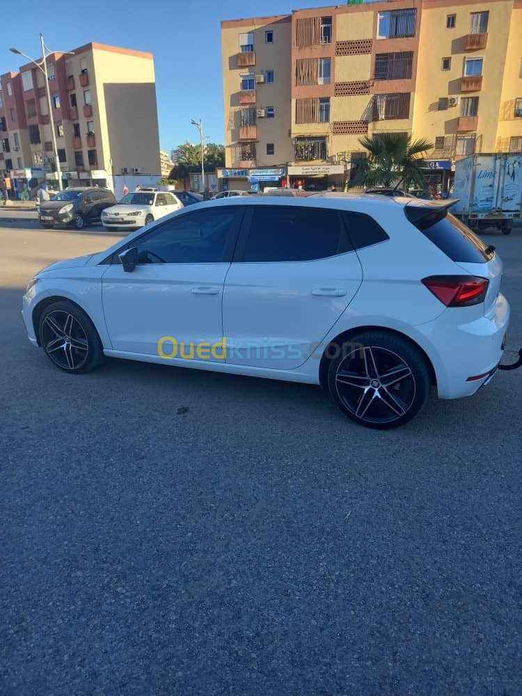 Seat Ibiza 2019 HIGH