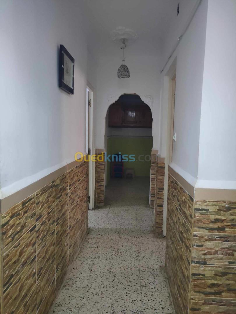 Location Appartement F2 Béjaïa Aokas