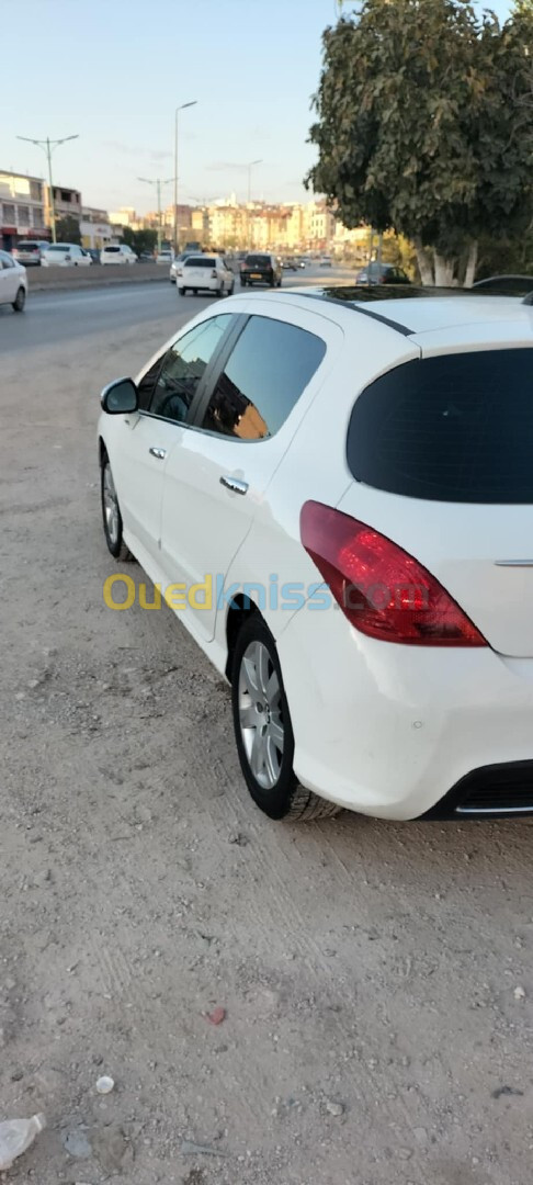 Peugeot 308 2013 