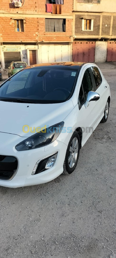 Peugeot 308 2013 