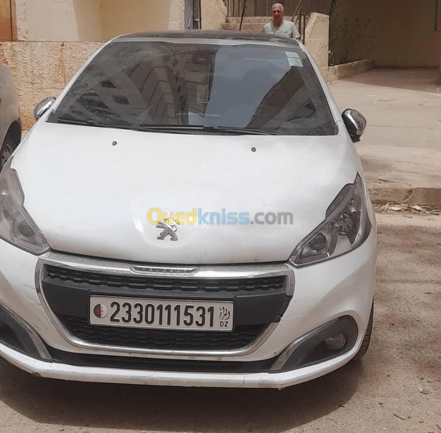 Peugeot 208 2015 Allure