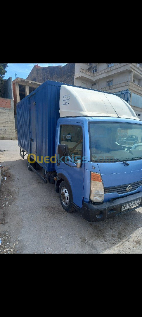 Nissan cabstar Nissan cabstar 2013