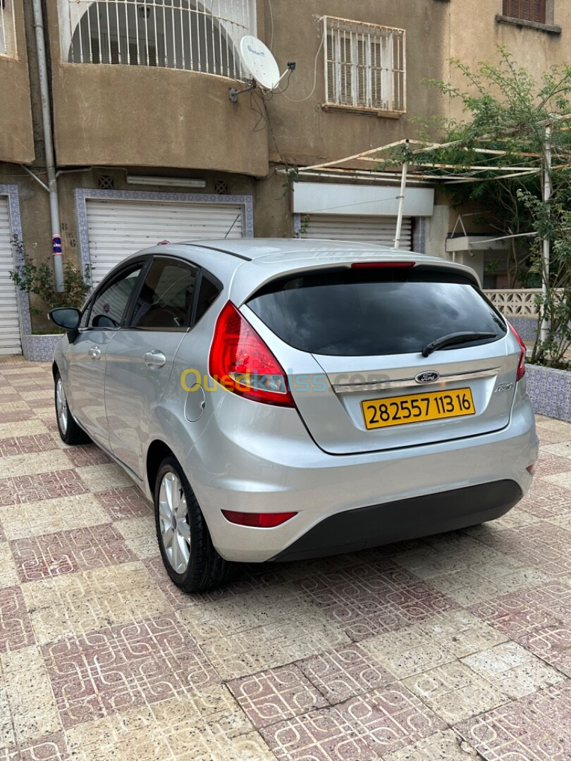 Ford Fiesta 2013 Titanium 