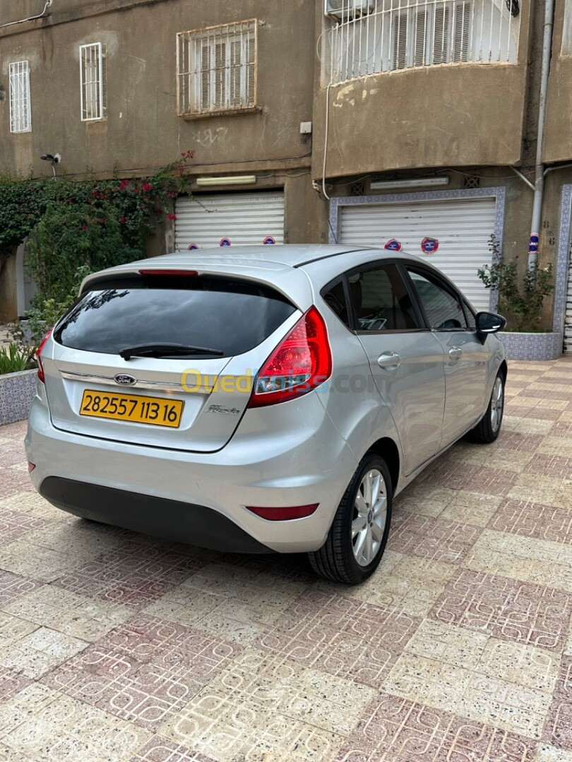 Ford Fiesta 2013 Titanium 