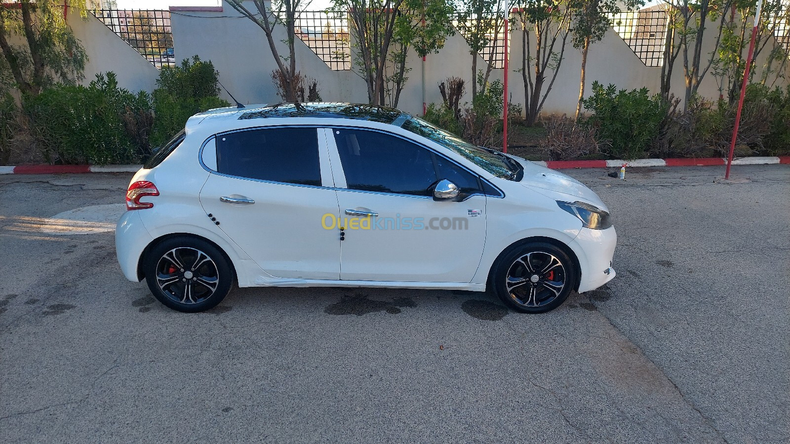 Peugeot 208 2013 Allure