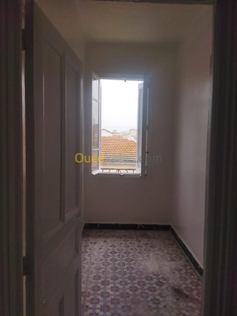 Location Appartement F4 Alger Hussein dey