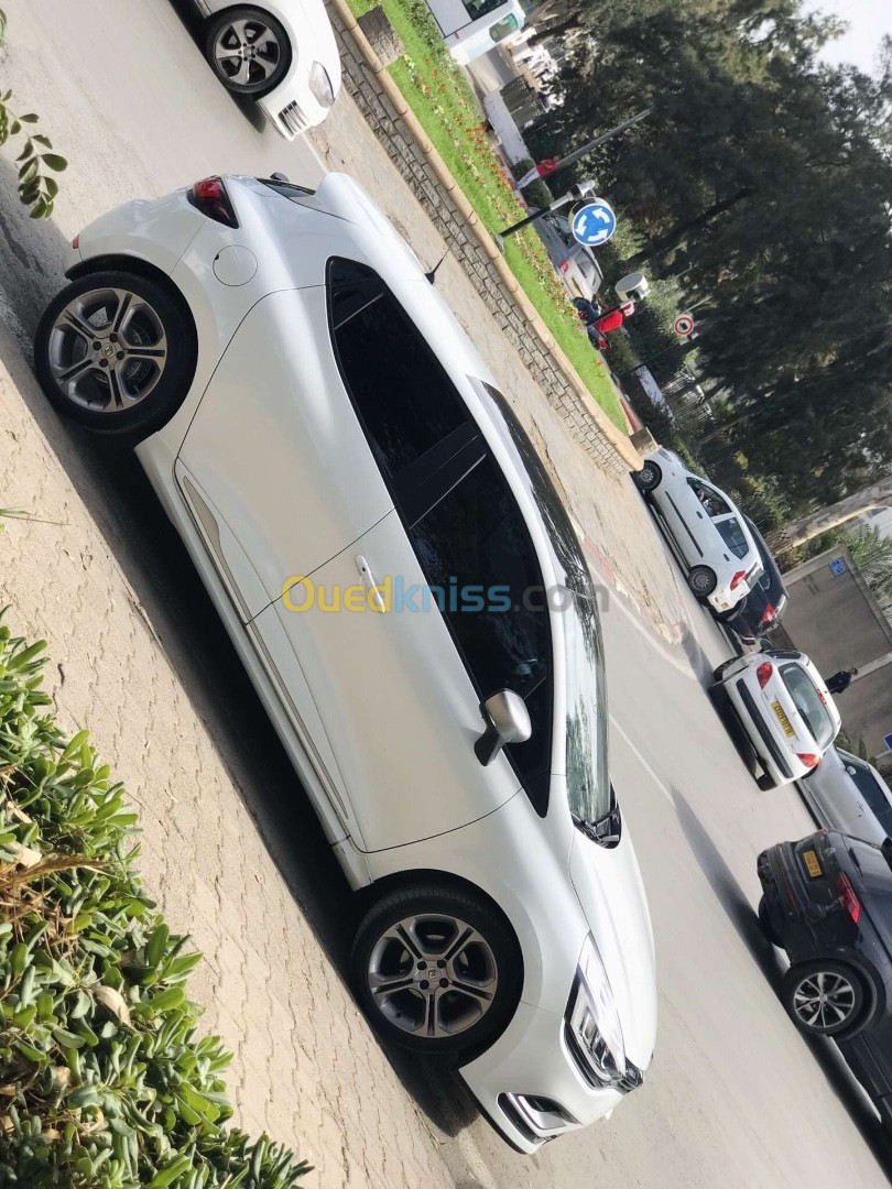 Renault Clio 4 2019 GT Line +