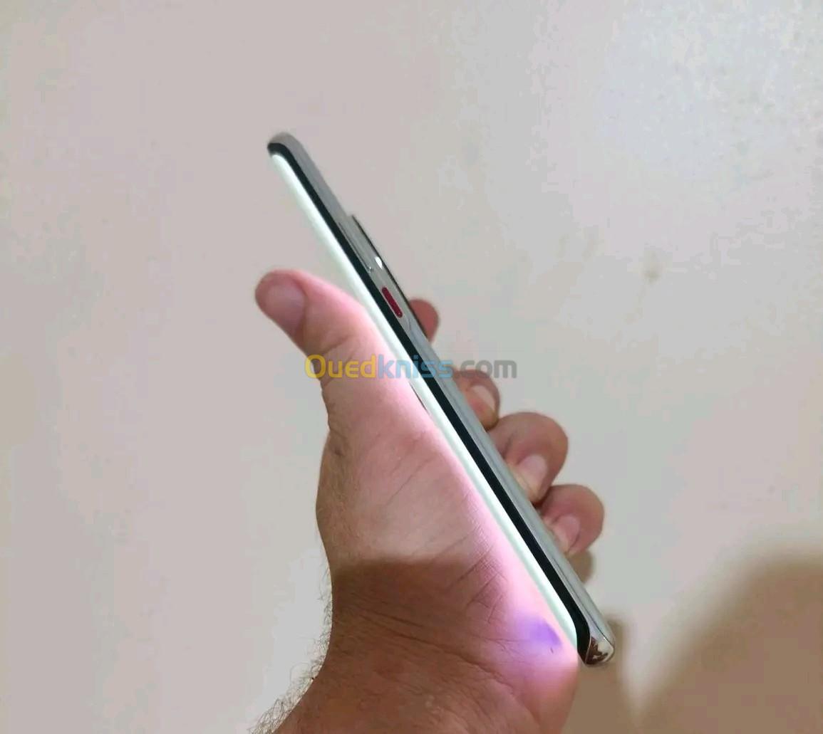 HUAWEI Mate 40 pro