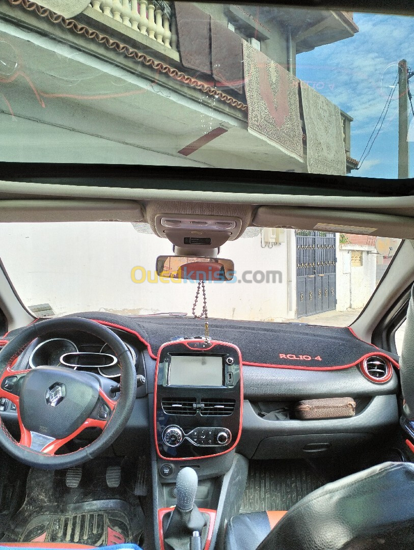 Renault Clio 4 2013 Exception