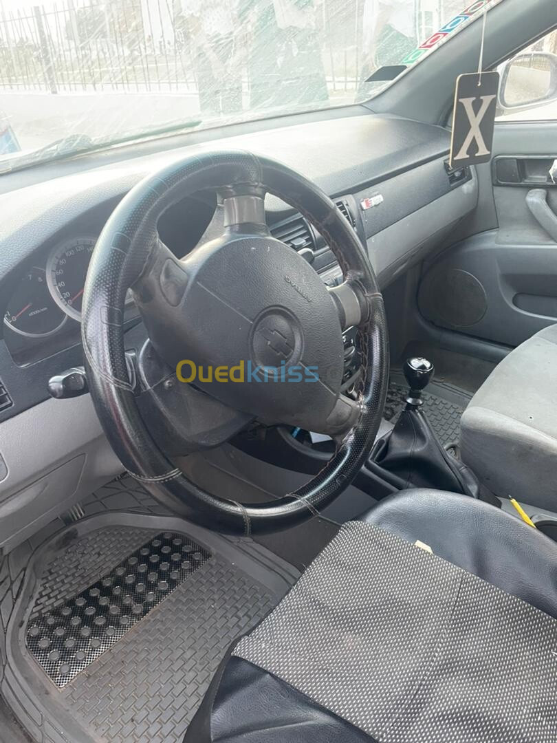 Chevrolet Optra 4 portes 2005 