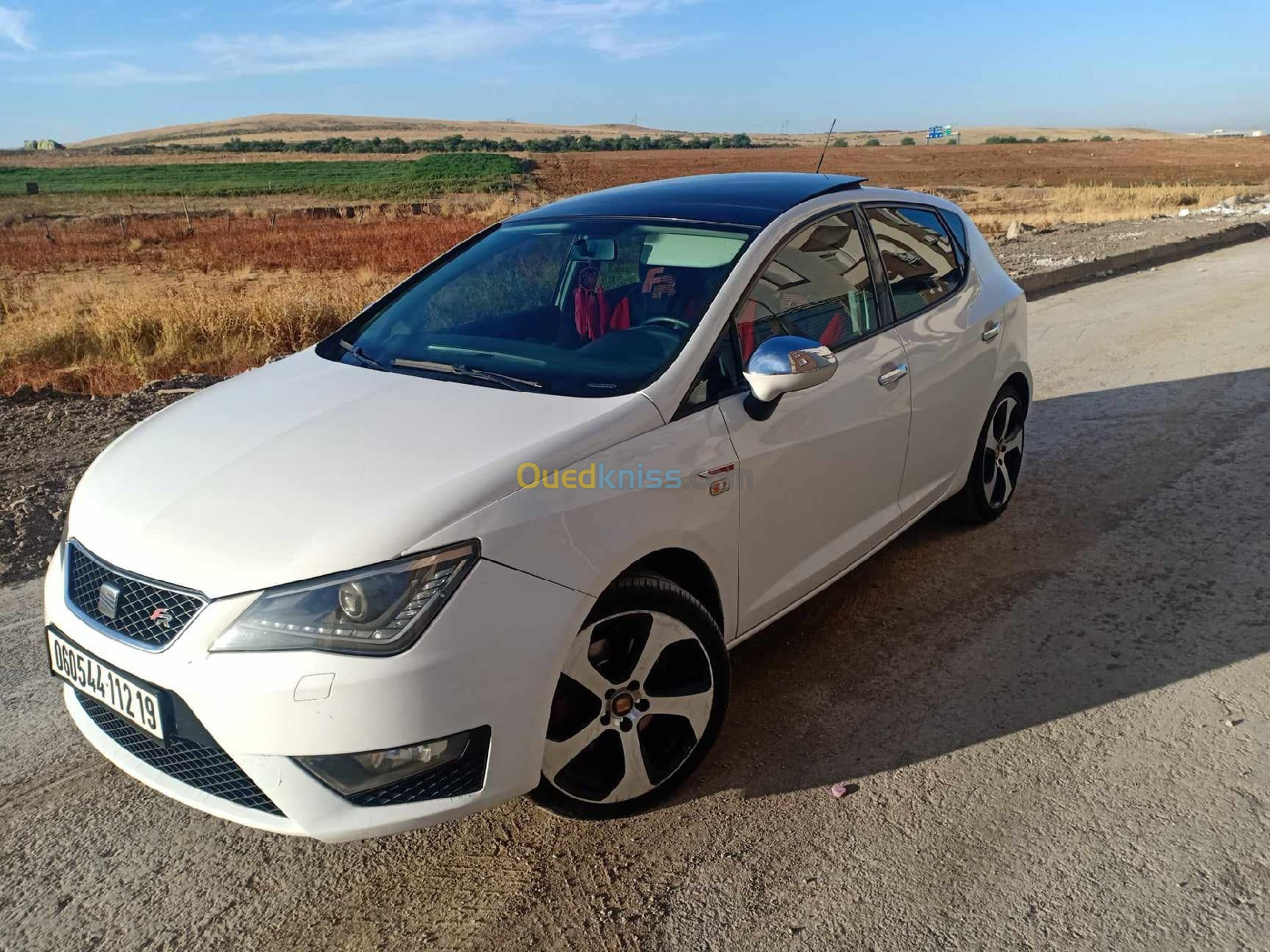 Seat Ibiza 2012 Fully +Toit ouvrant