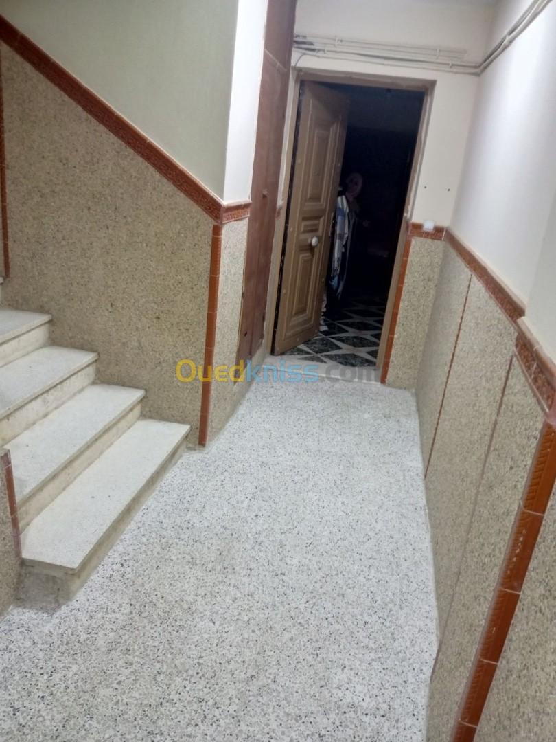 Location Appartement F4 Alger Ben aknoun