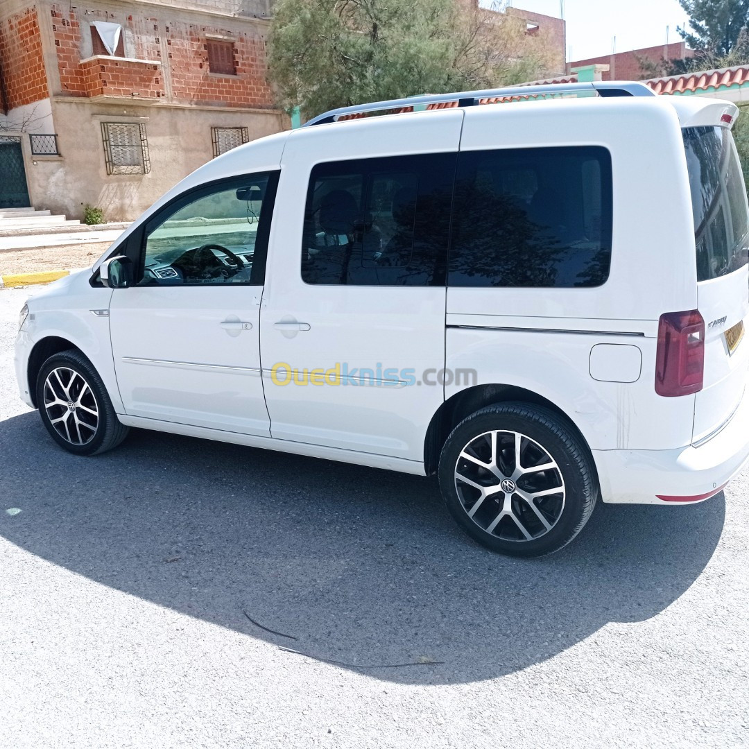 Volkswagen Caddy 2017 Highline