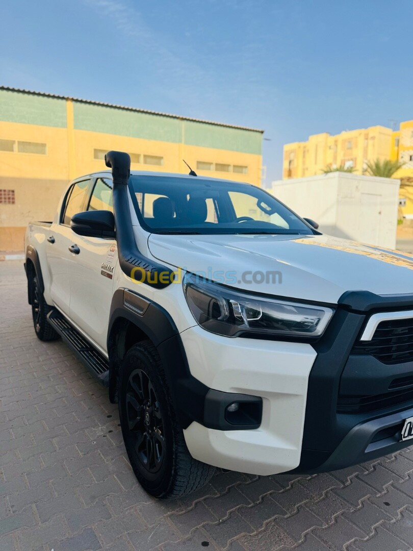 Toyota Hilux 2022 Adventure