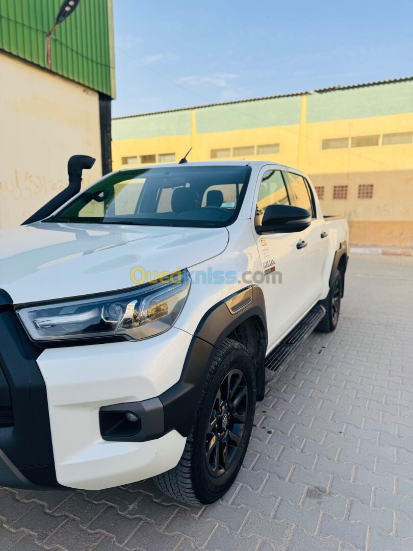 Toyota Hilux 2022 Adventure