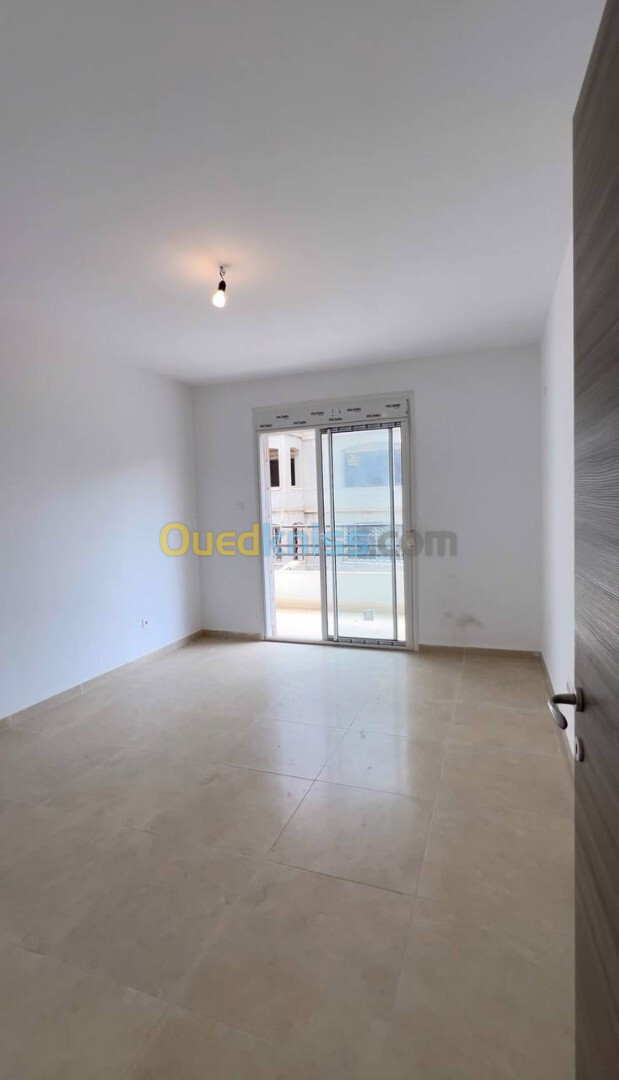 Location Appartement F3 Alger Draria