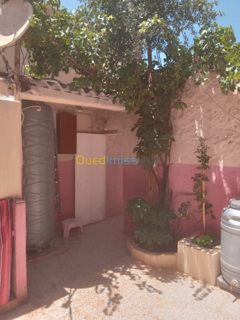 Vente Niveau De Villa F3 Sidi Bel Abbès Sidi lahcene