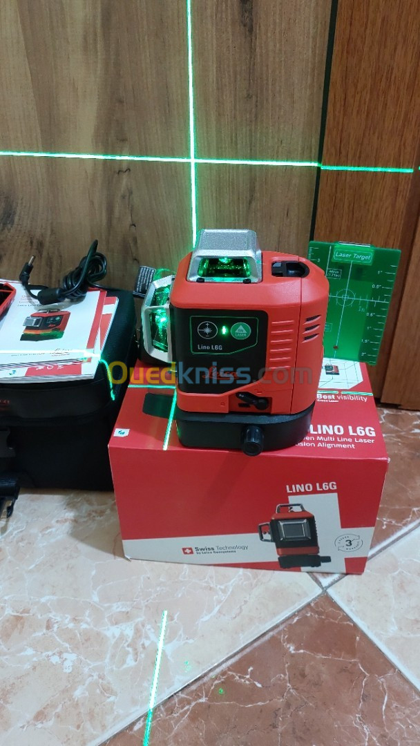 Niveau laser LEICA  3*360 ( à batterie) - 2022