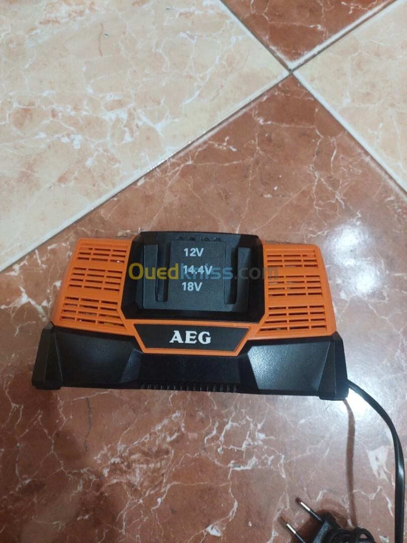 Chargeur AEG (12, 14, 18v)