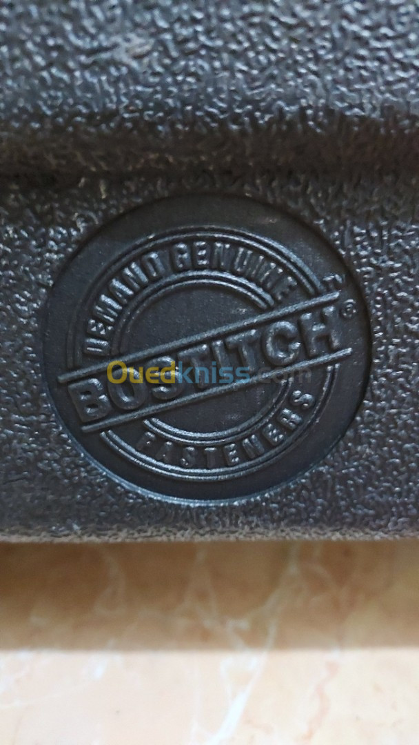 Bostitch GBT1850K-E (15-55 mm) Cloueur à gaz Cloueur à tige professionnel