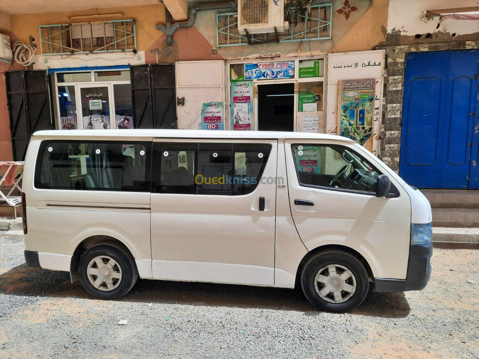 Toyota hiace 2008