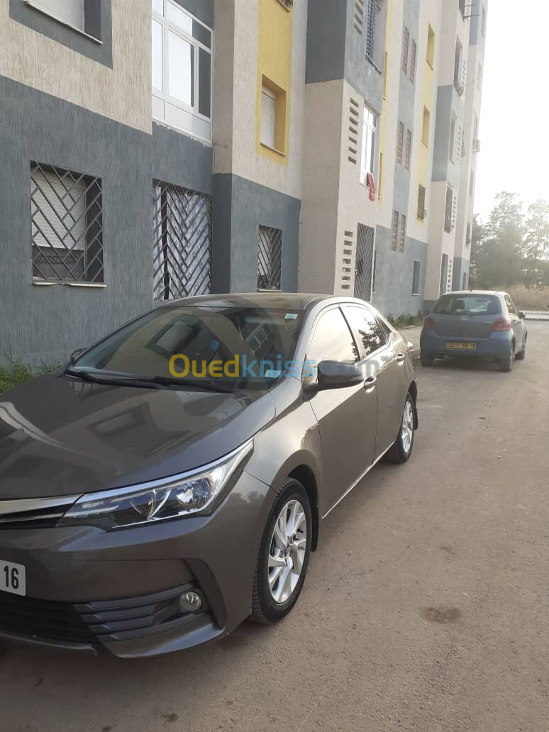 Toyota Corolla 2019 high grade