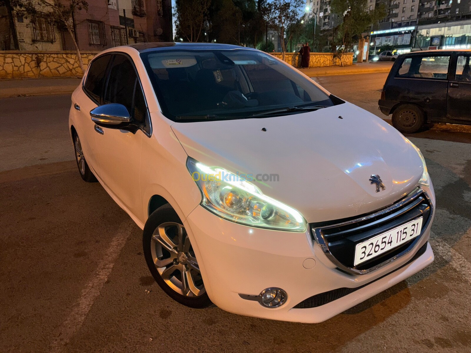 Peugeot 208 2015 Allure