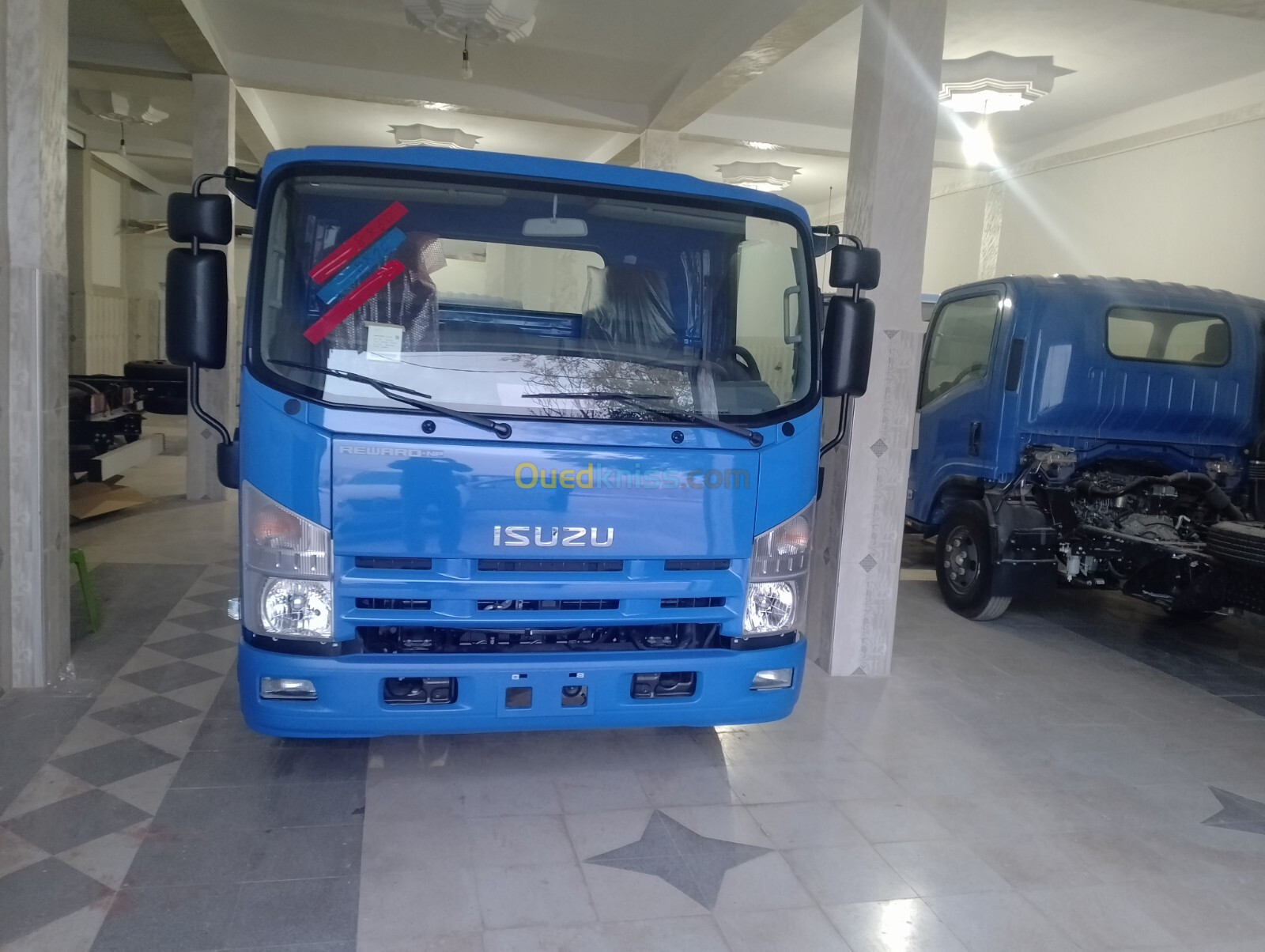 Isuzu Npr71 2024