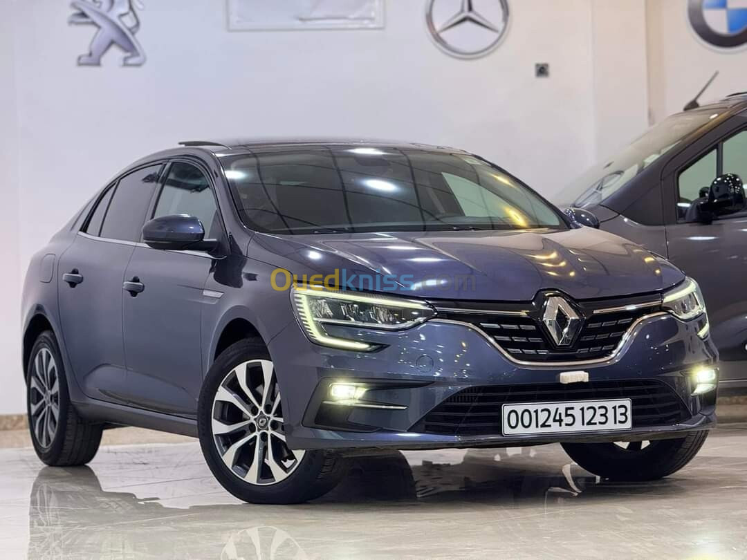 Renault MÉGANE 2023 Sedan